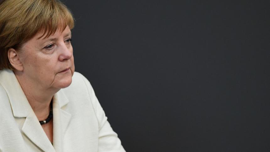 Merkel: Hatamı kabul ediyorum