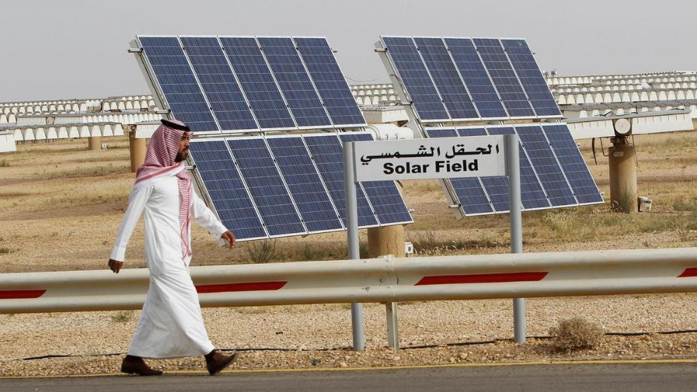 Suudi Arabistan 200 gigavatlık güneş enerjisi projesini askıya aldı