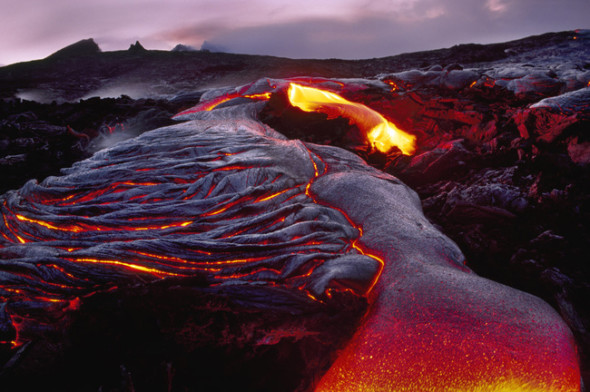 Kilauea Yanardağı patladı