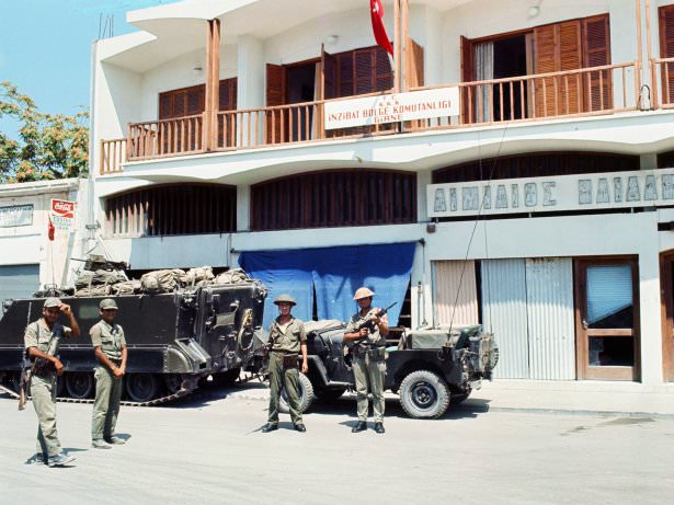 1974 Kıbrıs Barış Hareketi'nden kareler