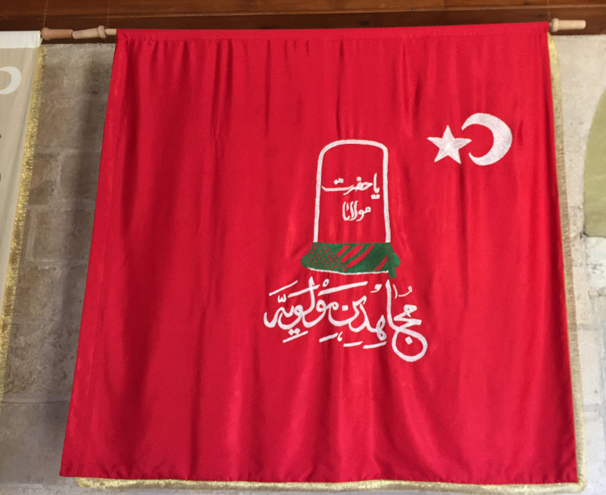 Mevlana Türbesi'ndeki sancakların sırrı ne?